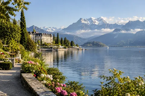 AI illustration: lake and mountain landscape