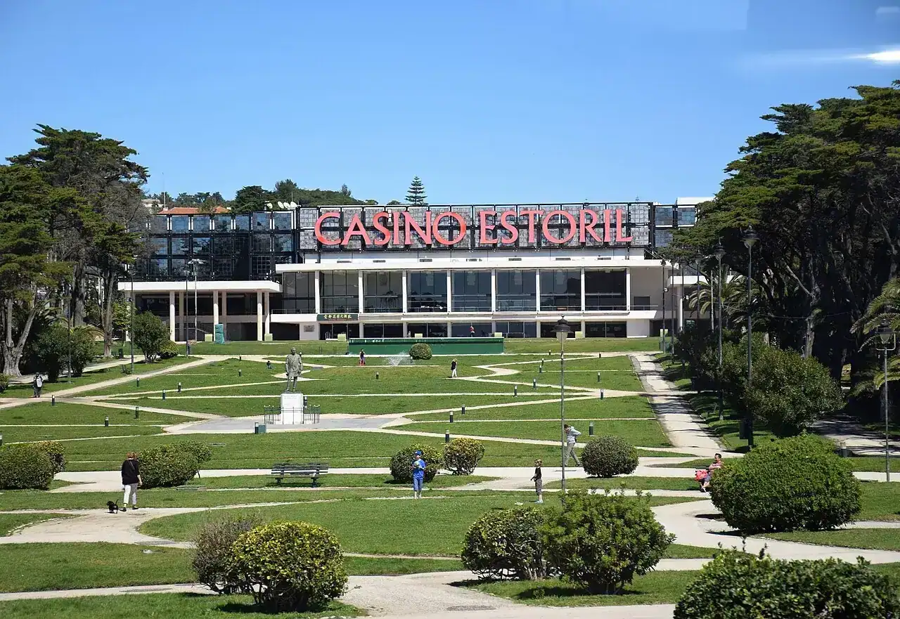 Casino and gardens in Estoril