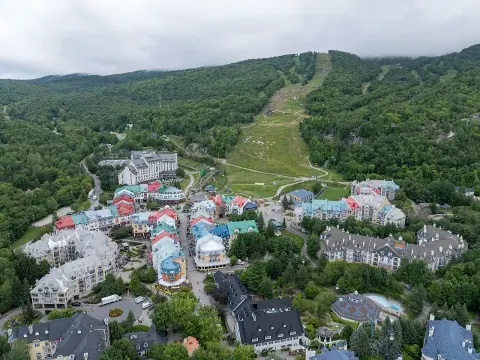 Photographic view of Mont-Tremblant