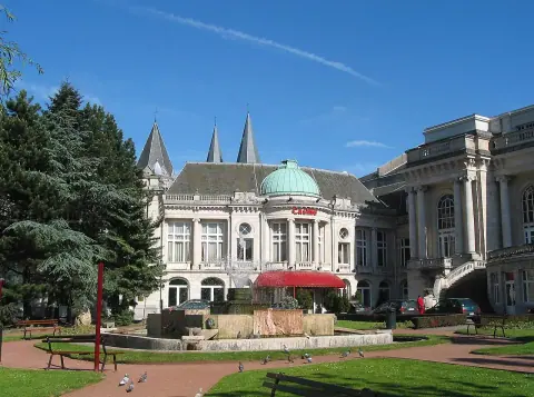 Photographic view of Spa
